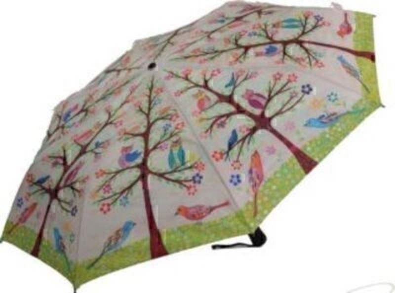 The fabric on this umbrella is wonderfully illustrated with amazingly detailed small birds and owls sitting in trees. Shaped edges give that extra wow factor. Featuring virtually unbreakable fiberglass ribs, fully automatic opening and closing with a len